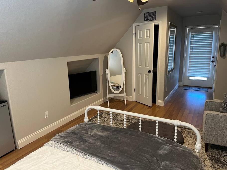 Adorable 1 Bedroom With Pool, And Horse Arena Oakdale Bagian luar foto