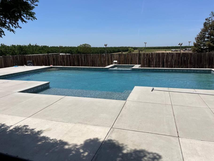 Adorable 1 Bedroom With Pool, And Horse Arena Oakdale Bagian luar foto